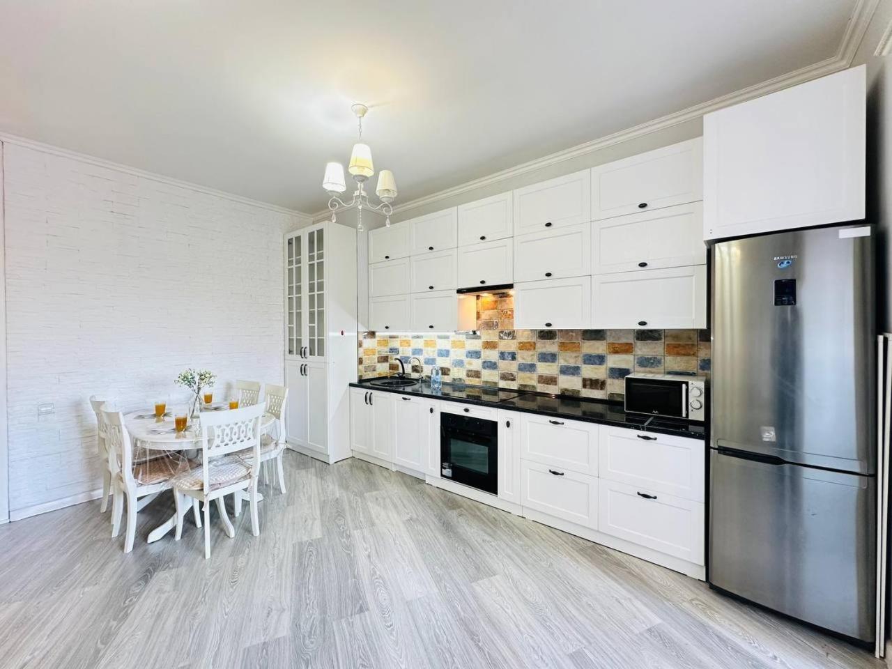 вавилон с видом на горы Apartment
